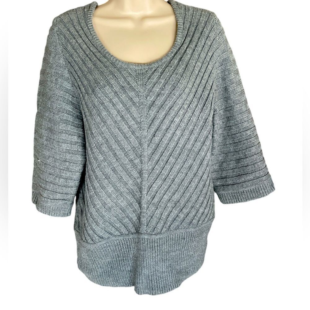 Ana Sweater gray 3/4 sleeves Crow neck pullover Like New